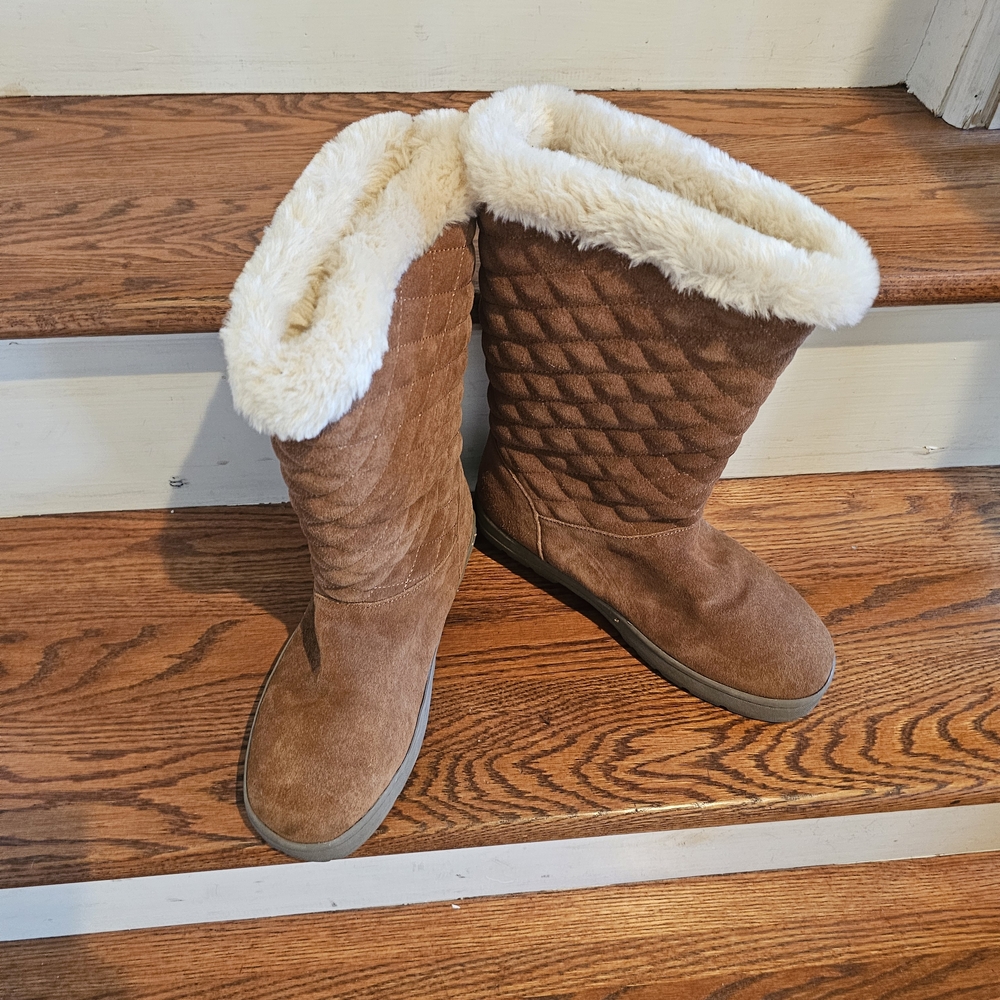 Cozy Brown Quilted Women's Boots